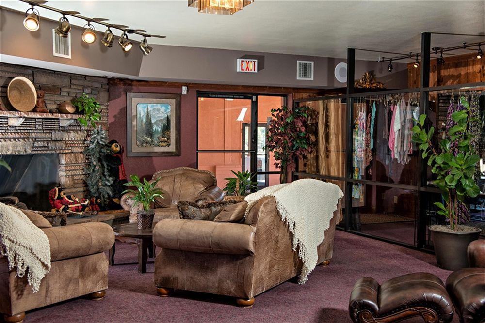 Mountain Ranch Resort At Beacon Hill Williams Exteriör bild