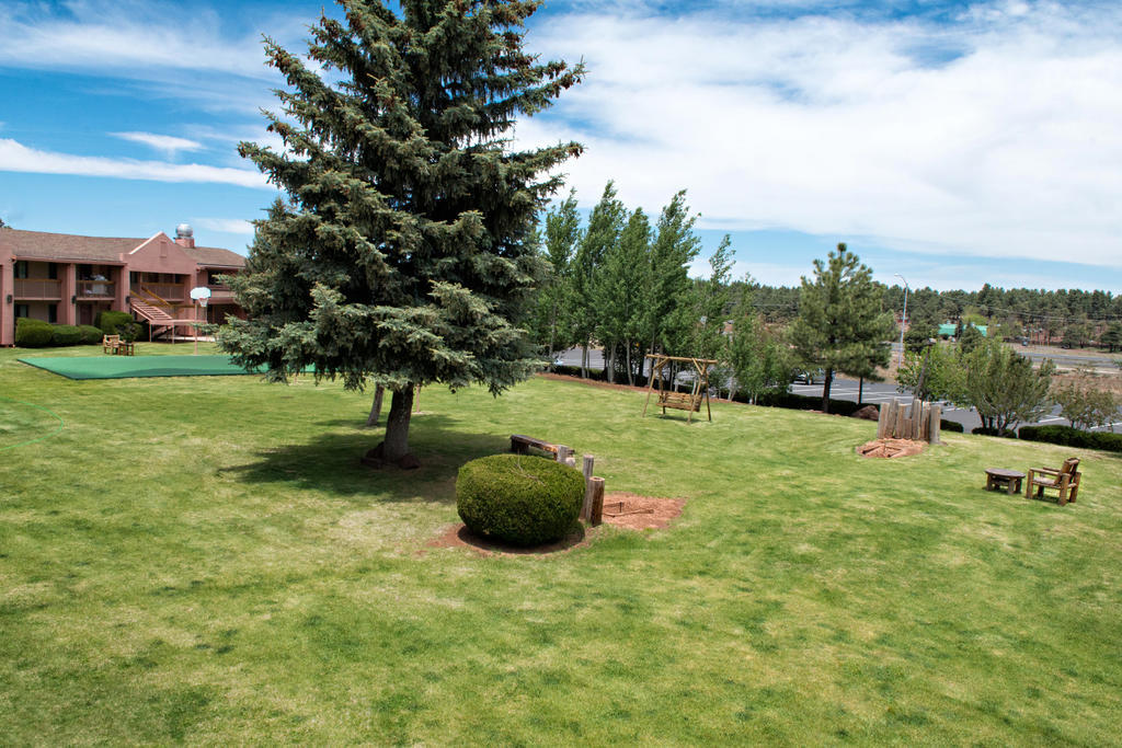 Mountain Ranch Resort At Beacon Hill Williams Exteriör bild