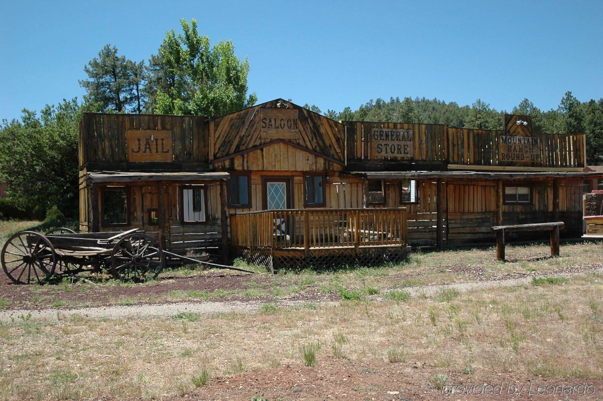 Mountain Ranch Resort At Beacon Hill Williams Exteriör bild